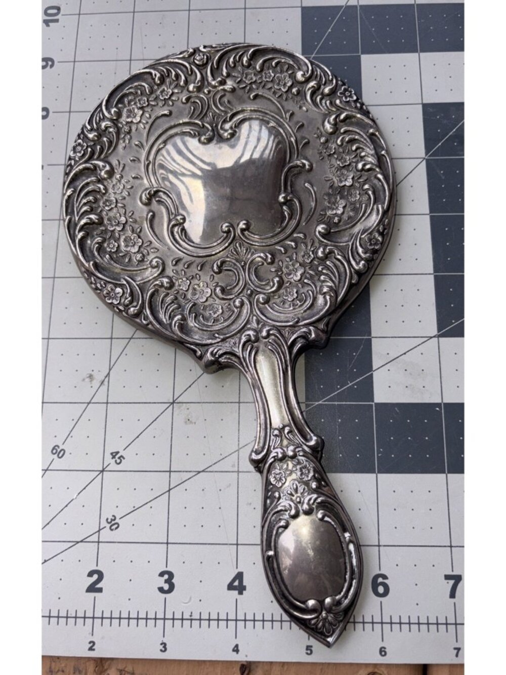 Silver Heavy  Decorative  Handheld Mirror